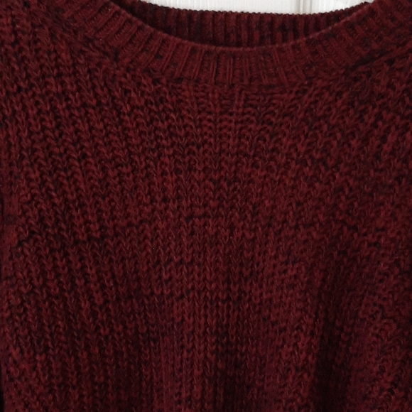 Maroon & Black Knit Sweater - Picture 2 of 6
